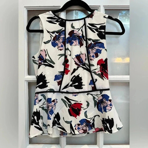 Banana Republic Sleeveless Floral Black Line Structured Peplum Blouse Size 0 XS - Picture 9 of 9